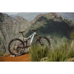 trek-expert753949